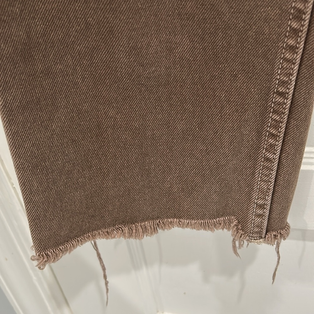 MOUSSY Vintage Emery Wide Straight Raw Hem Button Fly Jeans in Brown - 28 - Picture 11 of 15